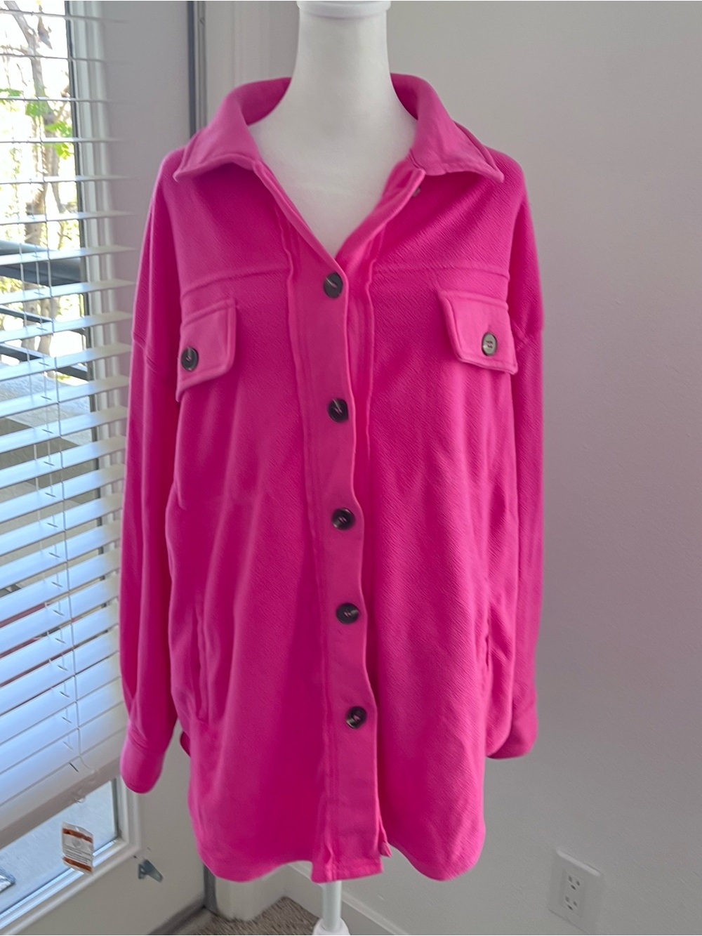 Women's Hot Pink Button-Front Shacket